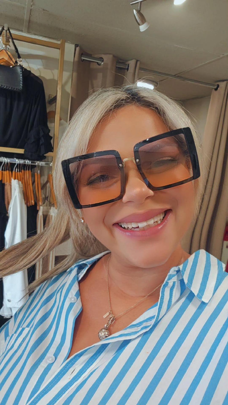 Fashionable Two Tone Square Frame Sunglasses - vientostheshop
