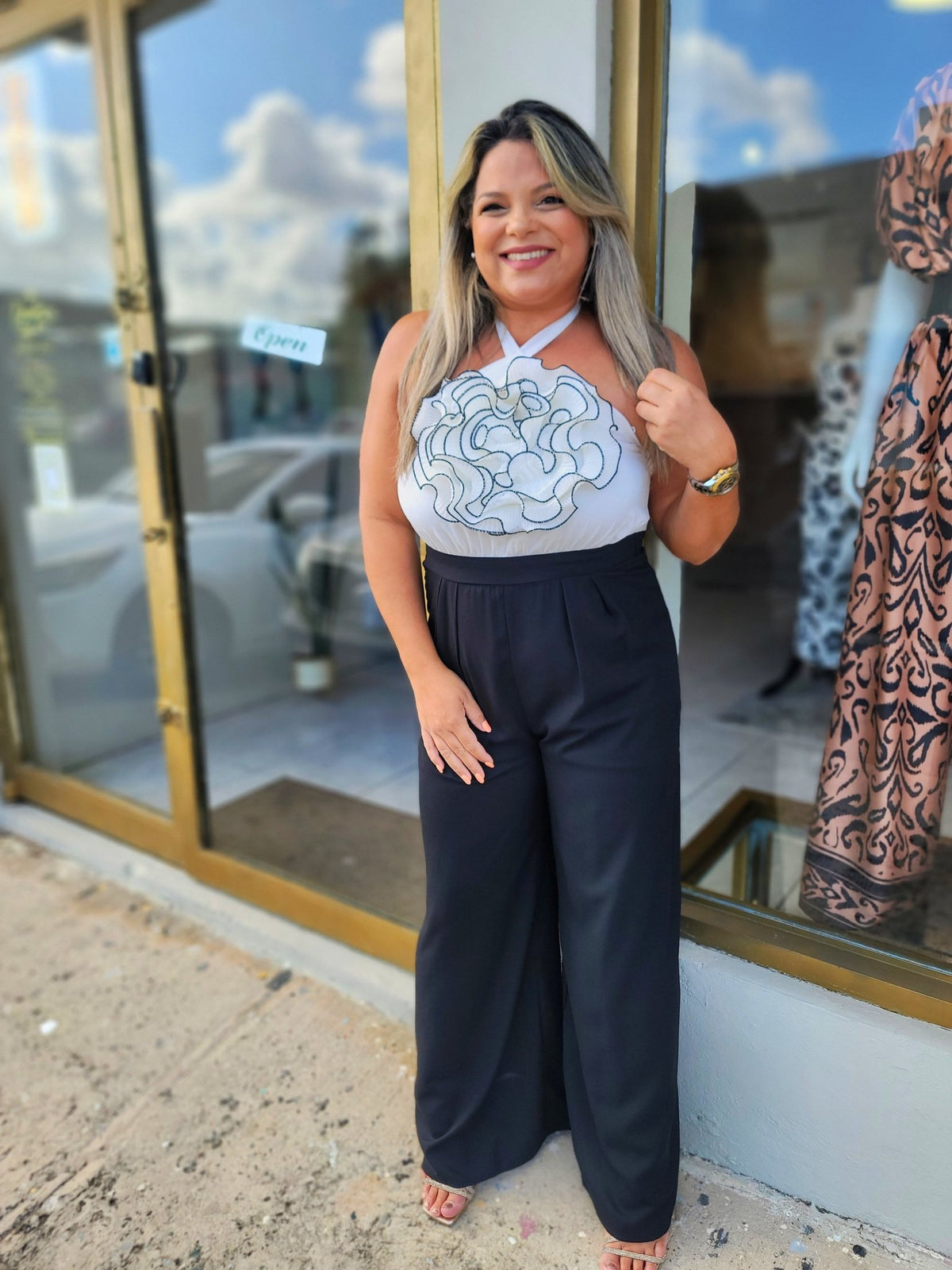 Grand Flower Black and White Jumpsuit - vientostheshop